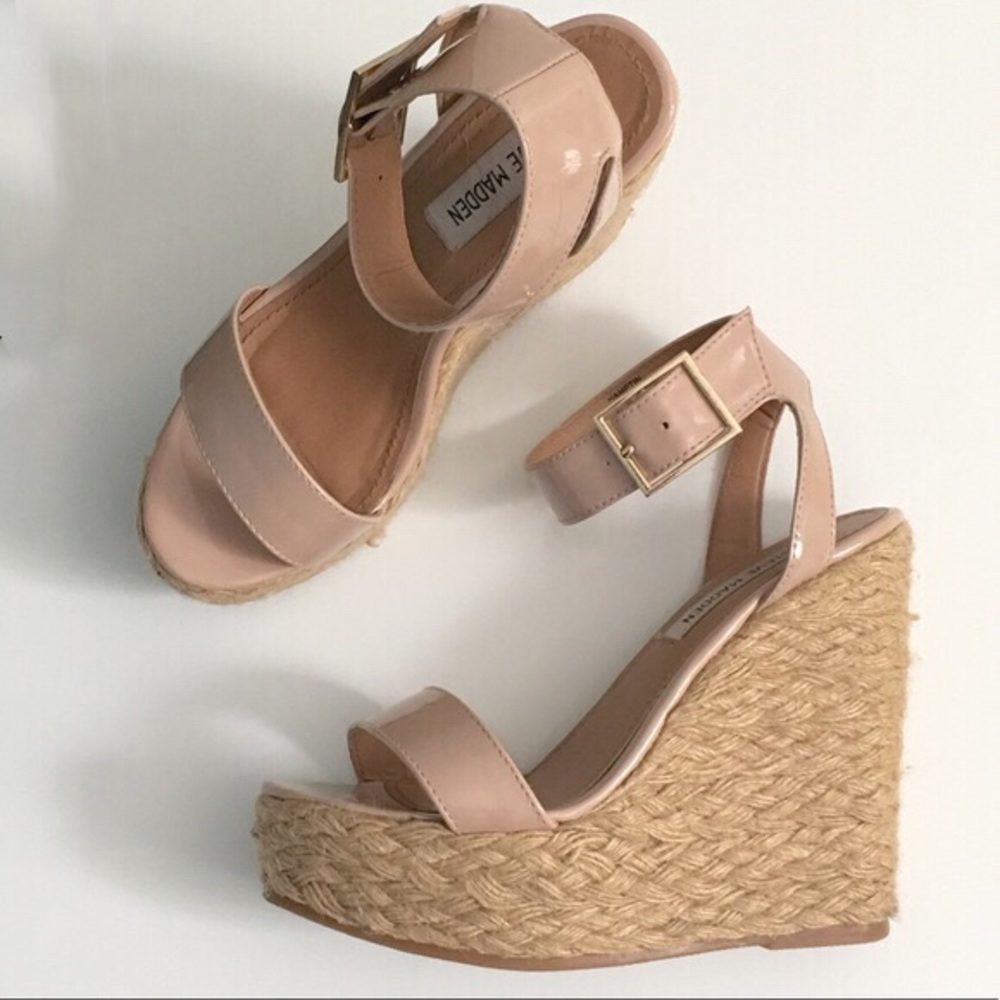 Steve Madden Nude Wedges